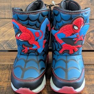 SPIDER MAN MARVEL LIGHT UP LITTLE BOYS SNOW BOOTS, SZ 6, NEW W/TAGS, RETAIL $49